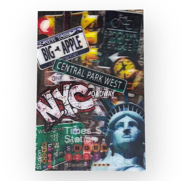 NYC 3D Hologram Postcard Collage Featuring Iconic Landmarks Signs 4 x 6 inches - Picture 10 of 13